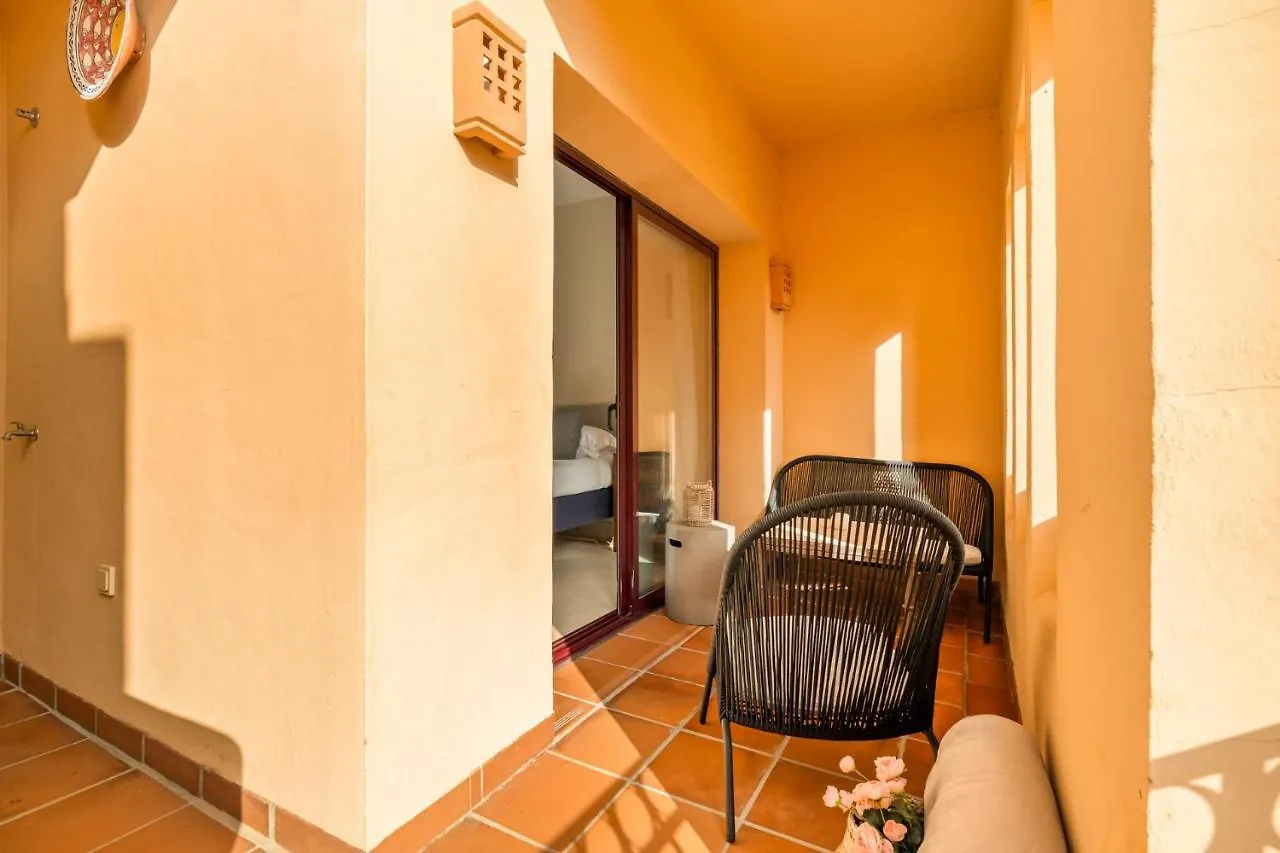 Apartamento de 2 dormitorios en Bahía de Alcántara Marbella